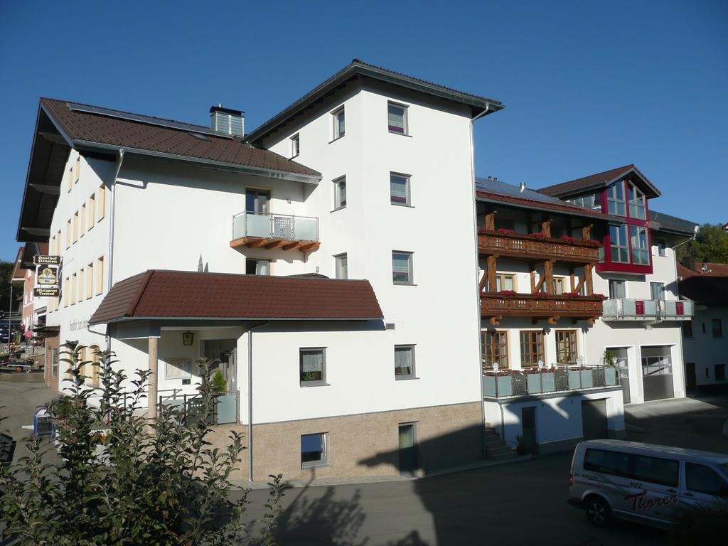 Hotel-Gasthof Zum Oberen Wirt 레겐 외부 사진
