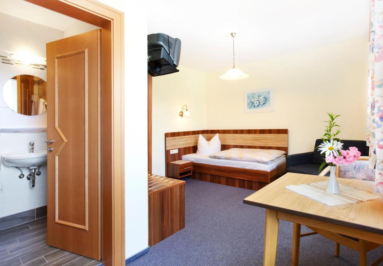 Hotel-Gasthof Zum Oberen Wirt 레겐 외부 사진